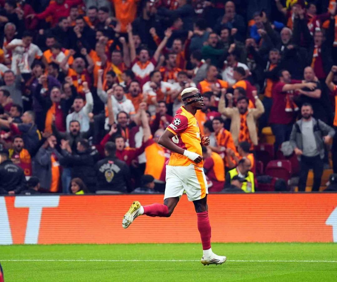 Galatasaray'ın Şampiyonlar Ligi'nde gecenin adamı Victor Osimhen kırdığı rekorların ardından konuştu! Rekorları tek başıma kırmam 2